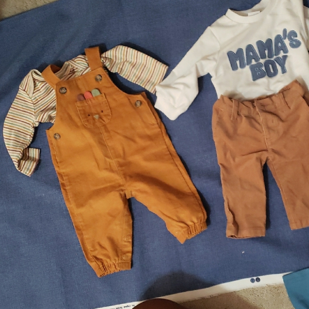 Carter's 2 Pc Set with Casual Bottoms Comfortable Elastic Waist